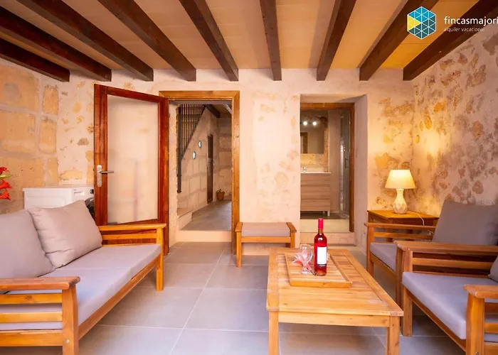 Es Carrero Holiday Home